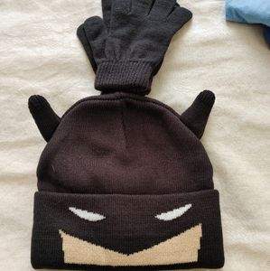 NWT Batman beanie and gloves